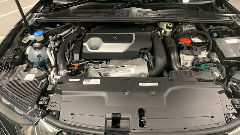 2025 DS Automobiles DS 4 1.6 E-TENSE Rivoli 5dr EAT8 HATCHBACK PETROL/ELECTRIC Automatic