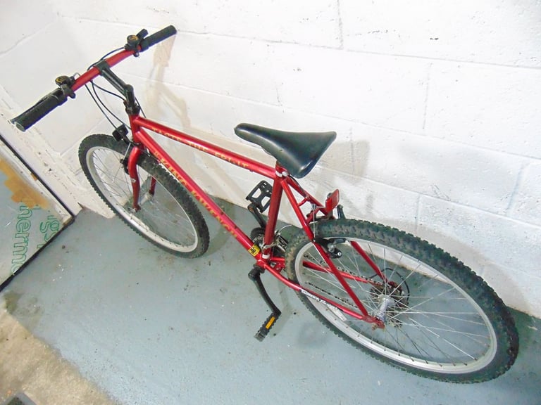 King Kwench (20.5 inch frame) Mountain Bike (free local delivery)