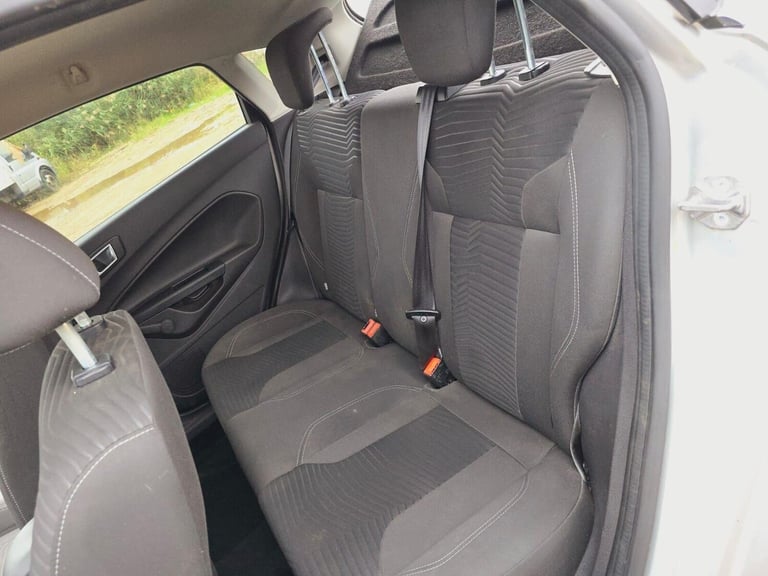 2013 Ford Fiesta 1.0T EcoBoost Titanium Euro 5 (s/s) 5dr Hatchback Petrol Manual