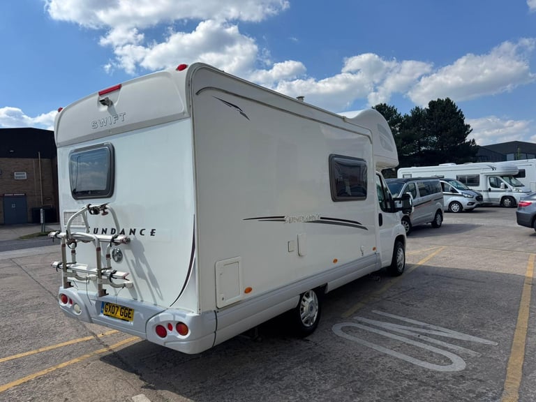 Fiat DUCATO 35 100 M-JET MWB SWIFT SUNDANCE