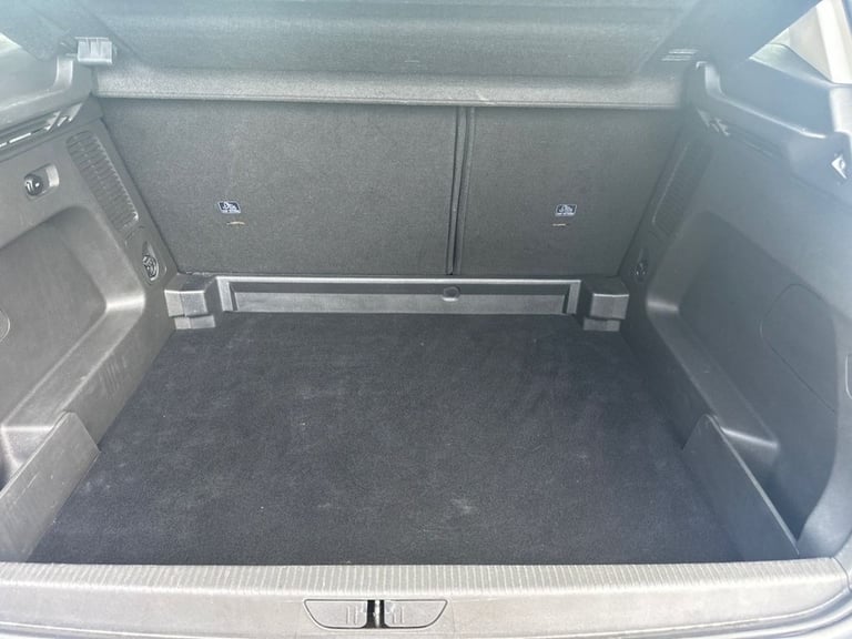 2018 Vauxhall Grandland X 1.2 Turbo SE SUV 5dr Petrol Manual Euro 6 (s/s) (130 ps) HATCHBACK Petr...