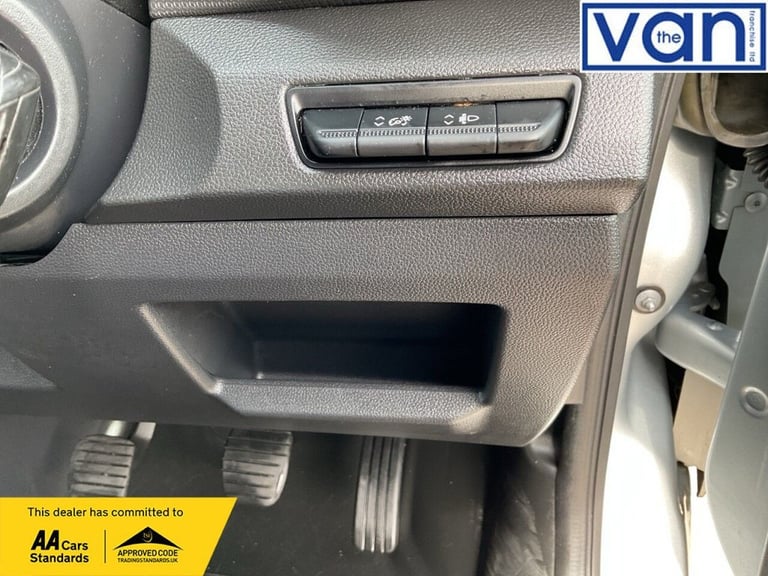 2023 Renault Trafic 2.0 dCi Blue SL28 Business Panel Van 5dr Diesel Manual L1 H1 Euro 6 (s/s) ( P...