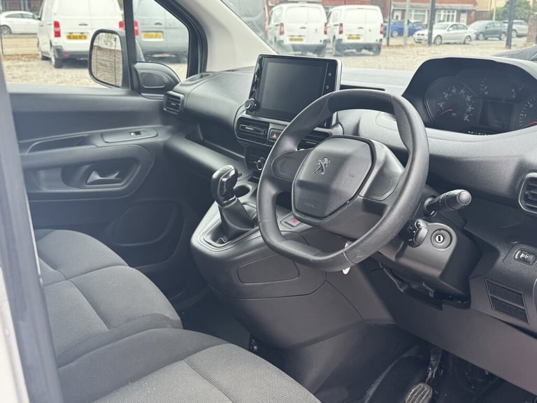 2021 Peugeot Partner PROFESSIONAL L1 (SWB) 1.5 BLUEHDI [A/C] - **EURO 6** - FSH Panel Van Diesel ...