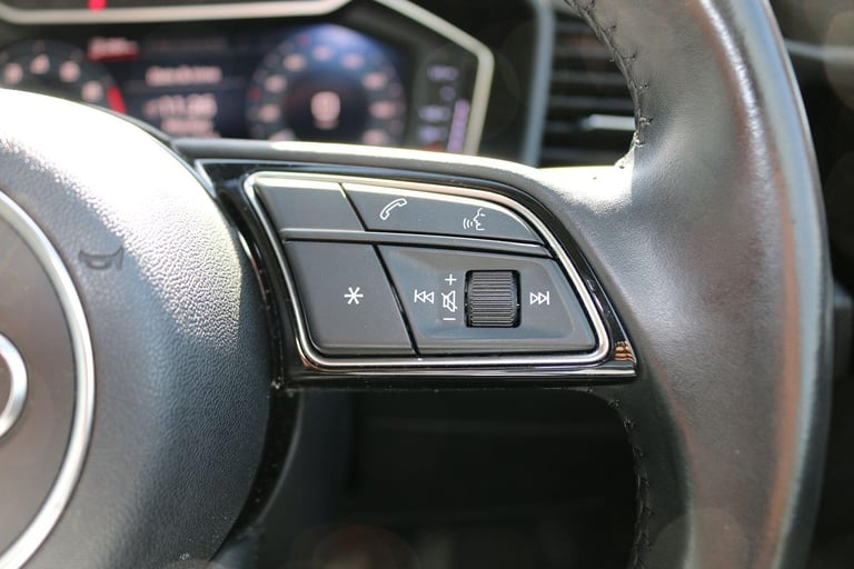 AUDI A1 1.0 TFSI 30 Sport 2018