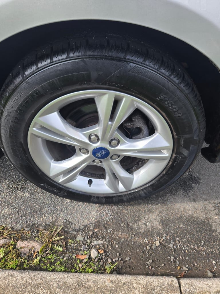 Ford, FOCUS, Estate, 2012, Automatic, 1596 (cc), 5 doors