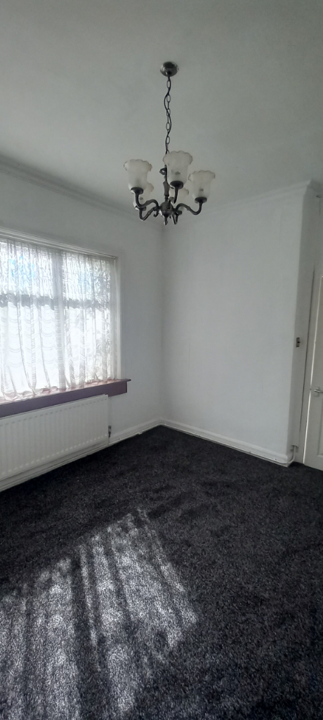 **LET BY**GLENSIDE**3 BEDROOMS**DETACHED BUNGALOW**MADELEY**