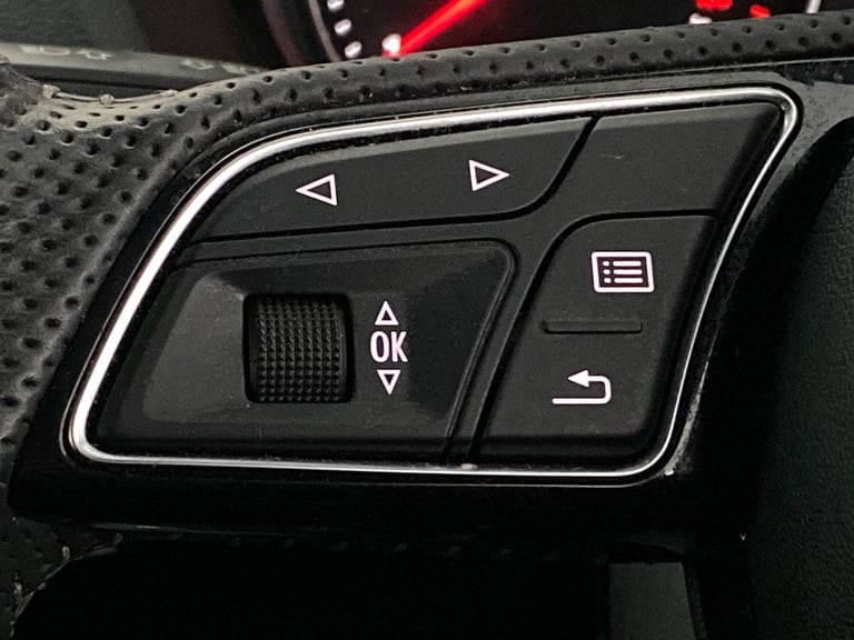 2020 Audi Q2 30 TFSI Black Edition 5dr Crossover/SUV PETROL Manual