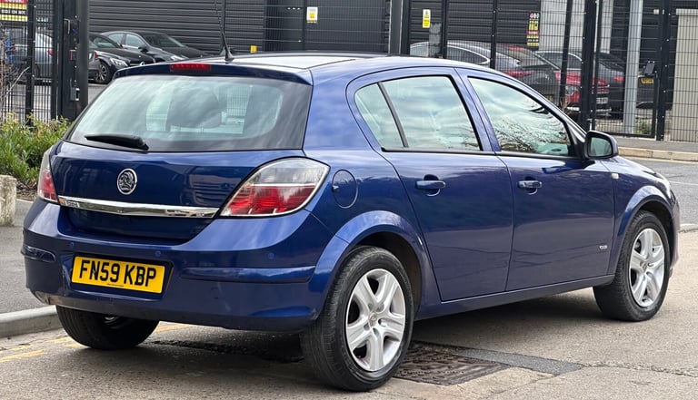 2009 Vauxhall Astra 1.6i 16V Club [115] 5dr HATCHBACK Petrol Manual