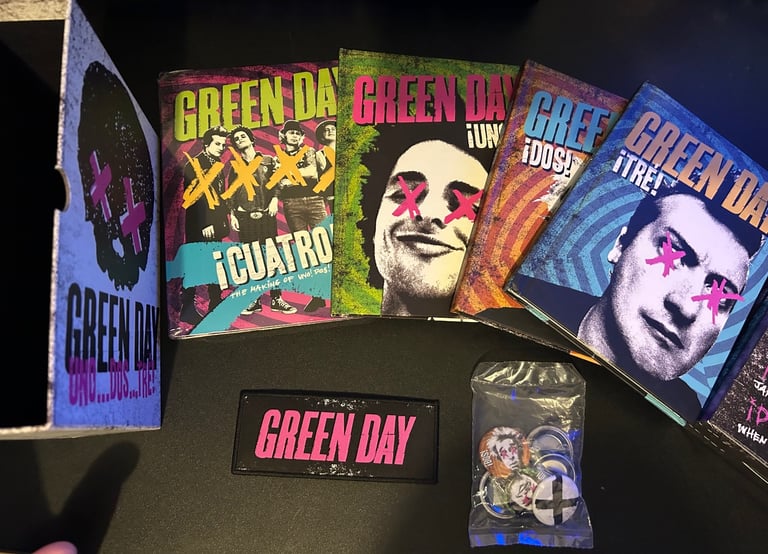 Green day very very rare 3 CD's Uno Dos & Tre with the DVD Cuatro 