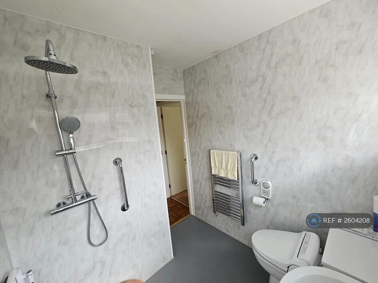 3 bedroom house in St Marys Gardens, Chichester, PO19 (3 bed) (#2604208)
