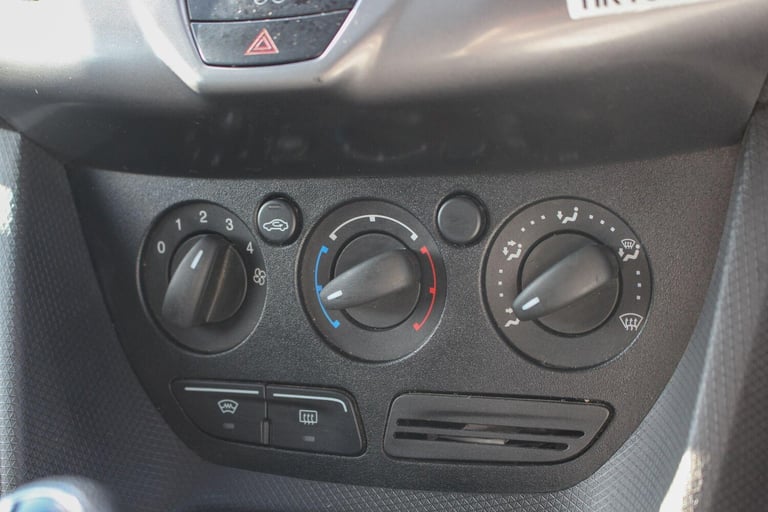 2018 Ford Transit Connect 1.5 TDCi 210 Trend L2 H1 5dr PANEL VAN Diesel Manual