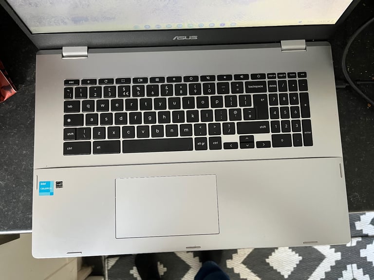 ASUS CX1700CK NOTEBOOK