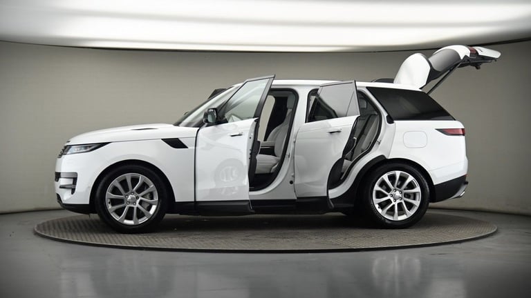 2023 Land Rover Range Rover Sport 3.0 P440e 38.2kWh SE SUV 5dr Petrol Plug-in Hybrid Auto 4WD Eur...