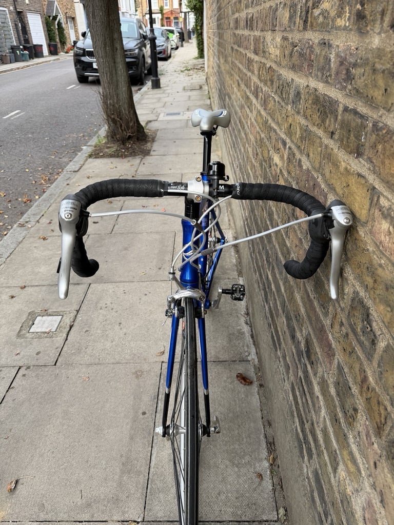 Giant Bike - Size Medium - Free delivery
