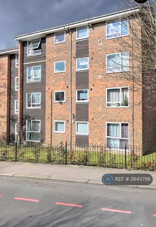 1 bedroom flat in Relko Gardens, Sutton, SM1 (1 bed) (#2643756)