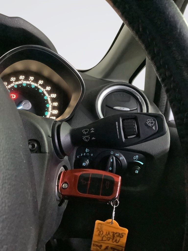 2016 Ford Fiesta 1.25 82 Zetec 3dr HATCHBACK PETROL Manual