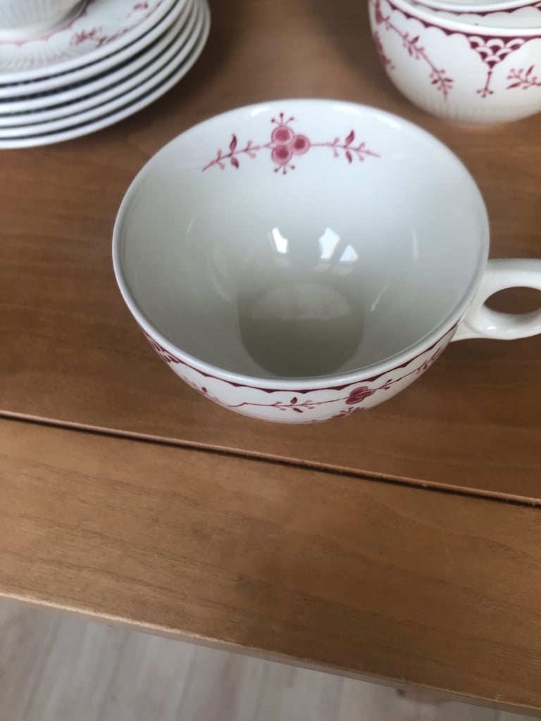 PINK DENMARK  6 CUPS AND SAUCWRS 