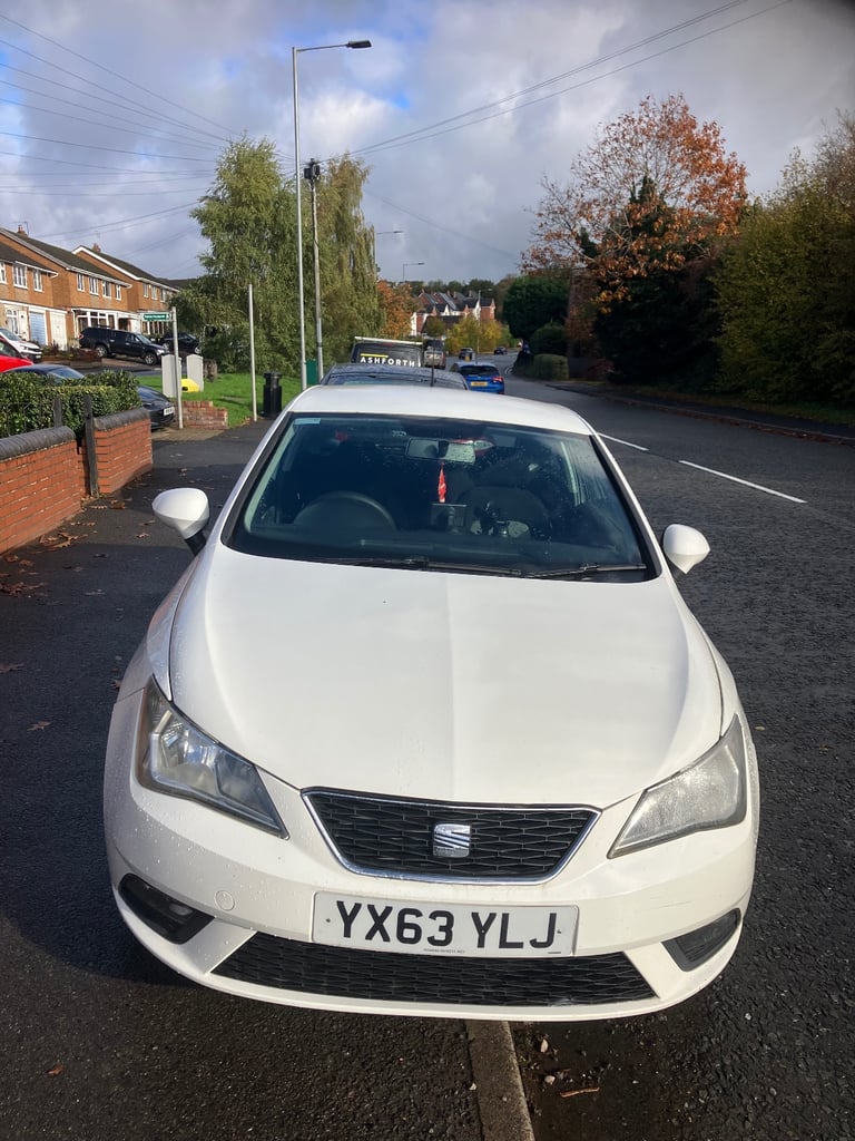 Seat, IBIZA, TOCA 1.4 Hatchback, 2013, Manual, 1390 (cc), 3 doors