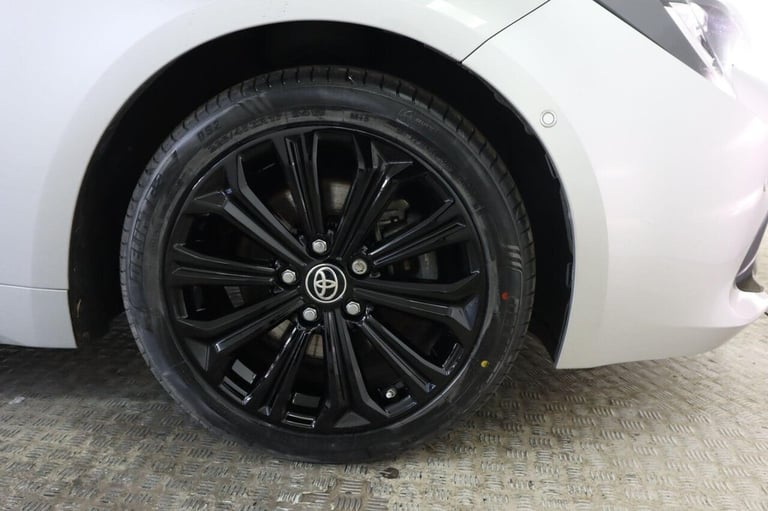2020 Toyota Corolla 2.0 VVT-h Design Touring Sports CVT Euro 6 (s/s) 5dr Estate PETROL/ELECTRIC A...