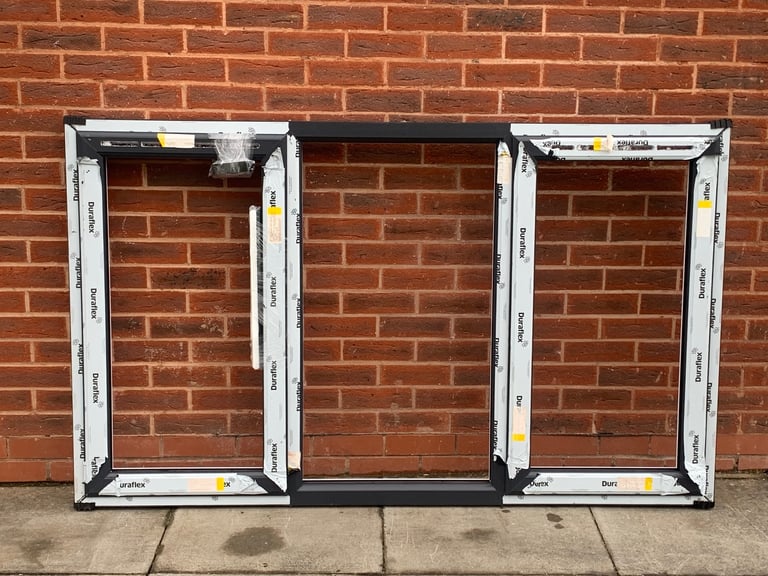 UPVC DOUBLE GLAZED ANTHRACITE GREY WINDOW 2 SIDE OPENERS BRAND NEW 183cm WIDE  110cm HIGH  NO GLASS