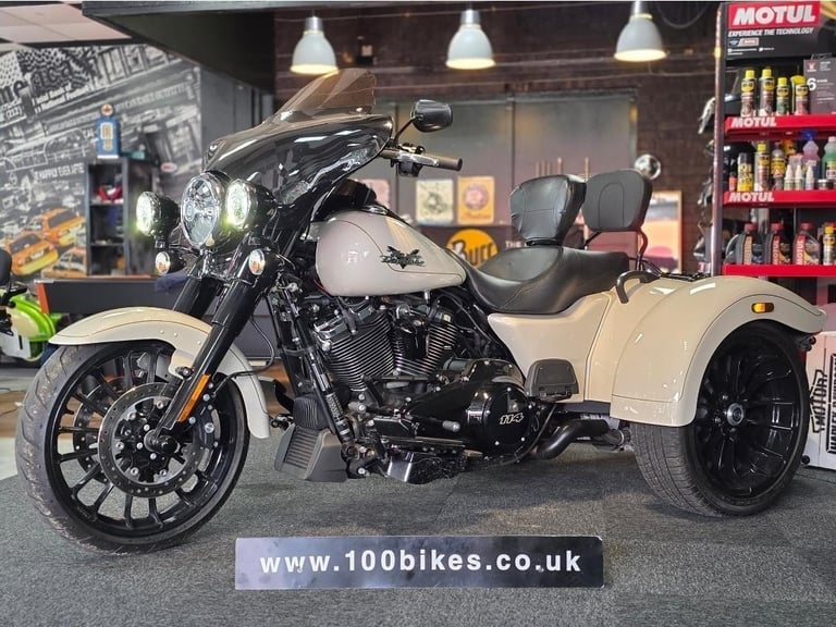 2023 (23 Model) HARLEY-DAVIDSON FLRT FREEWHEELER 1868CC 114 TRIKE 1,400 MILE'S 