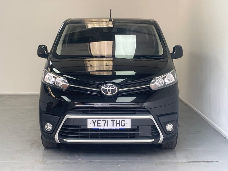 2021 Toyota ProAce Design MWB 2.0l 120ps Panel Van Diesel Manual
