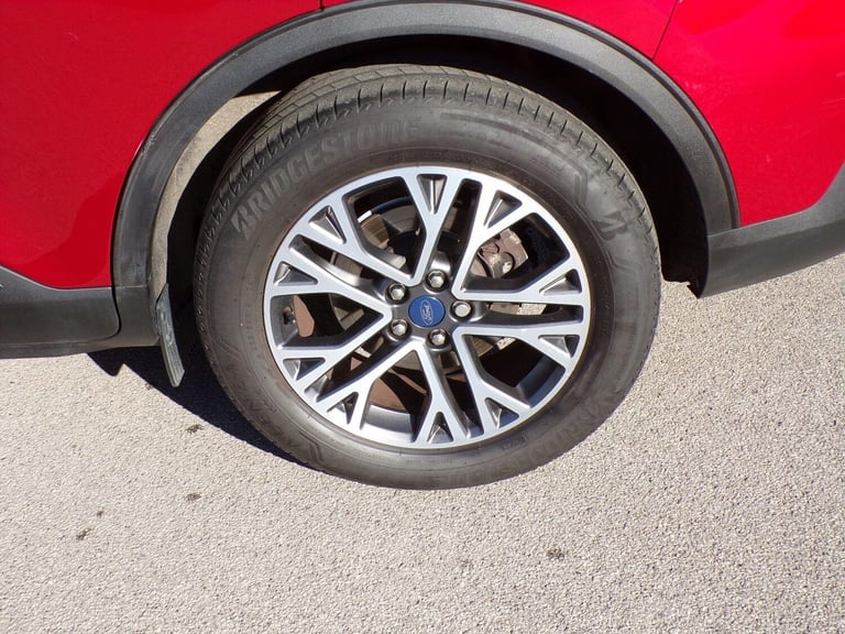 2022 Ford Kuga Kuga Titanium 5 Door 2.0L EcoBlue 190PS AWD 8 Speed Automatic HATCHBACK Diesel Aut...