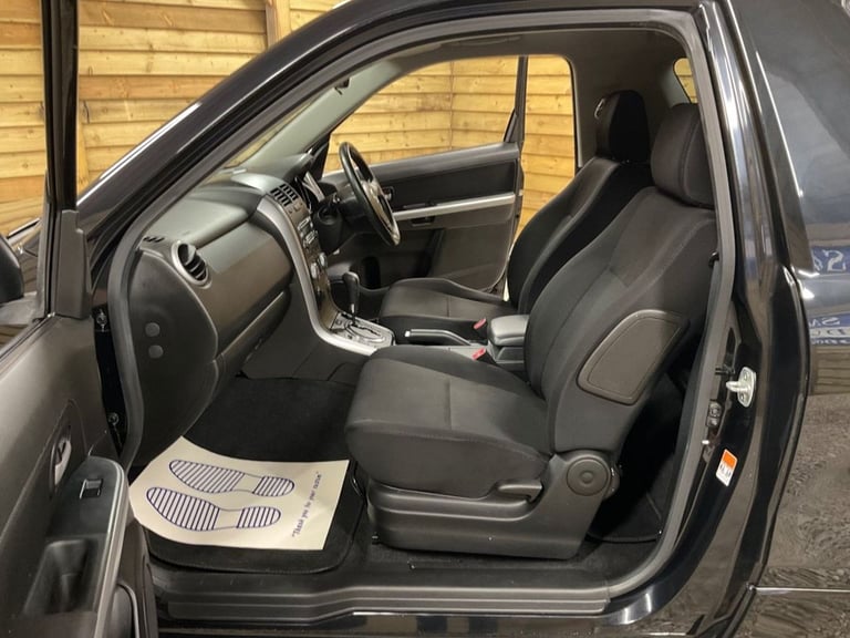 2010 Suzuki Grand Vitara 2.4 VVT SZ4 3dr Auto ESTATE PETROL Automatic
