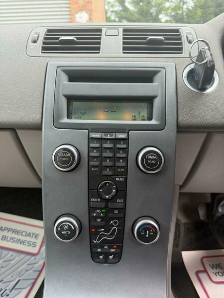 2009 Volvo S40 2.0D S Powershift Euro 4 4dr SALOON Diesel Automatic