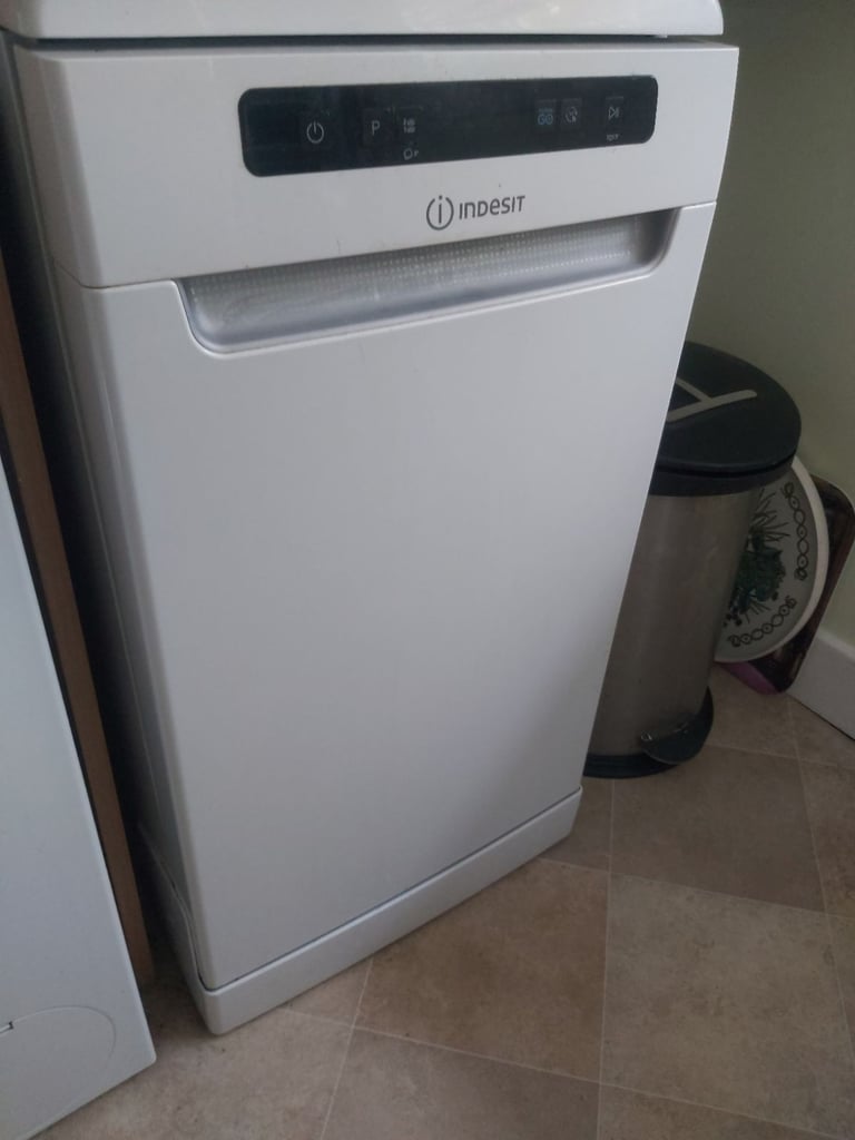 image for Indesit narrow dishwasher
