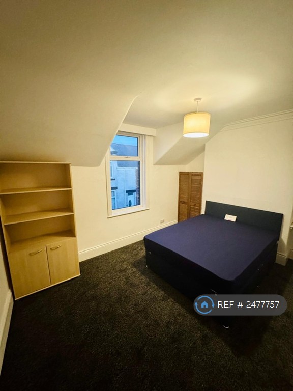 4 bedroom house in Hadrian Street, Sunderland, SR4 (4 bed) (#2477757)