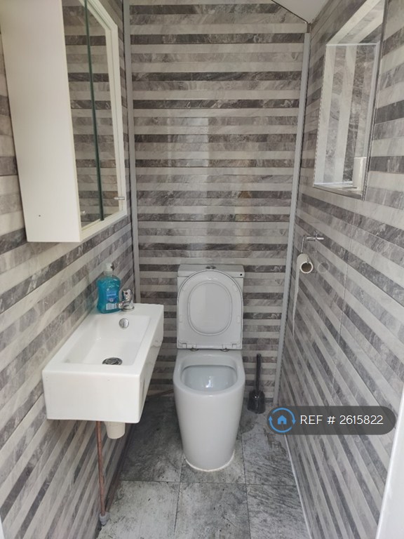 1 bedroom in St. Marys Road, Gillingham, ME7 (#2615822)