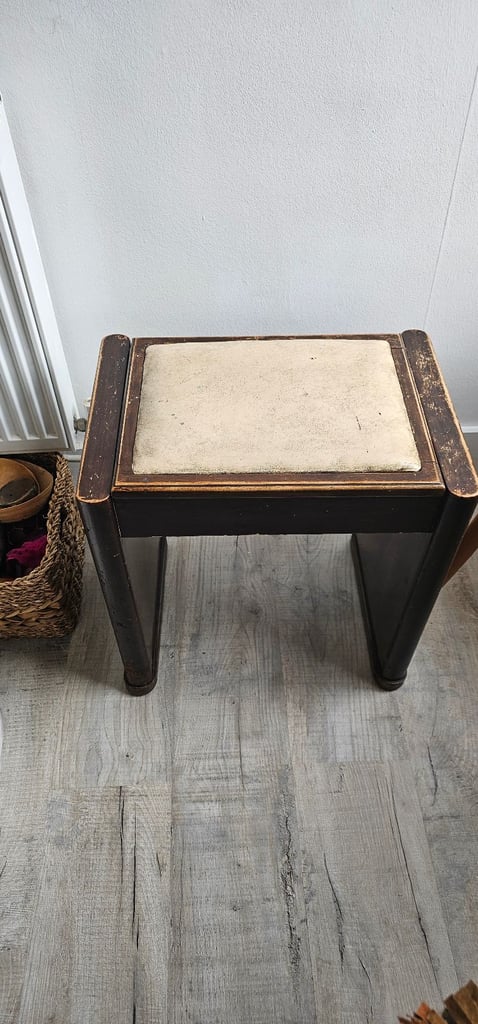 Art deco piano stool