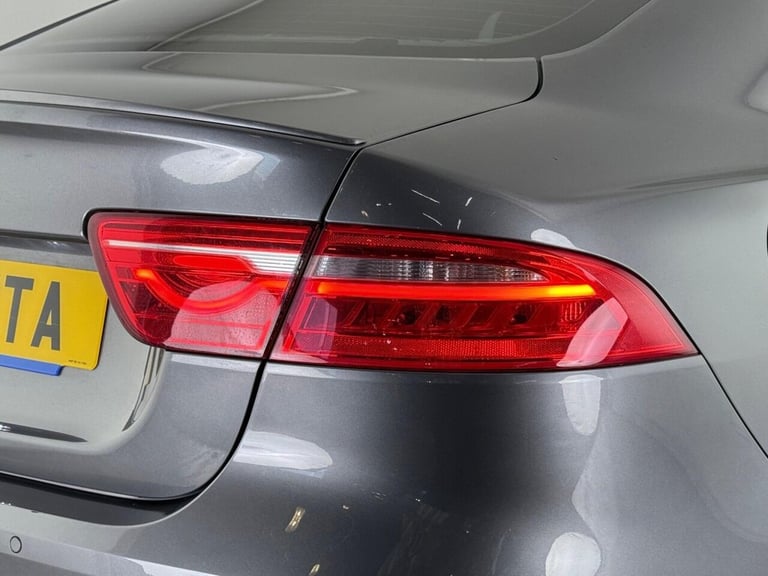 2018 Jaguar XE 2.0i GPF R-Sport Auto Euro 6 (s/s) 4dr Saloon Petrol Automatic