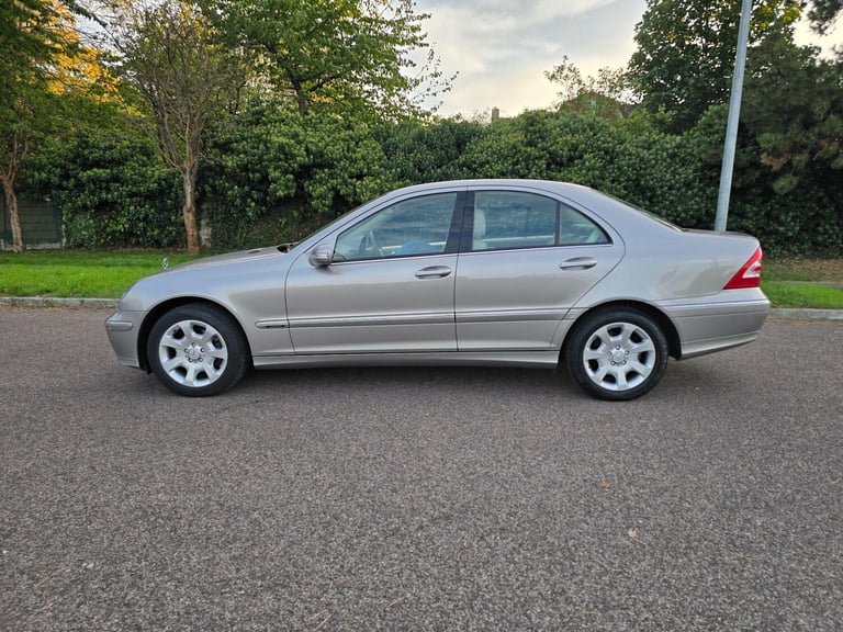 2006 Mercedes-Benz C Class 1.8 C180 Kompressor Elegance SE 4dr SALOON Petrol Automatic