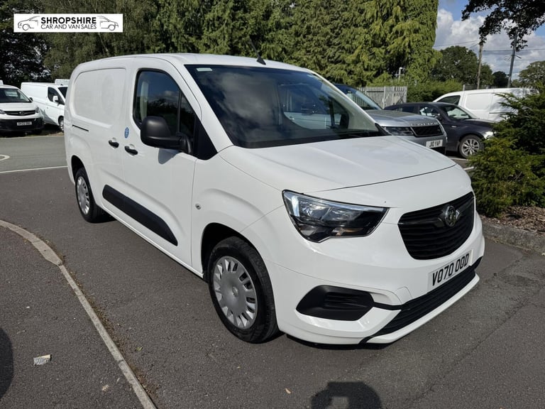 2020 Vauxhall Combo 2300 1.5 Turbo D 100ps H1 Sportive Van PANEL VAN DIESEL Manual