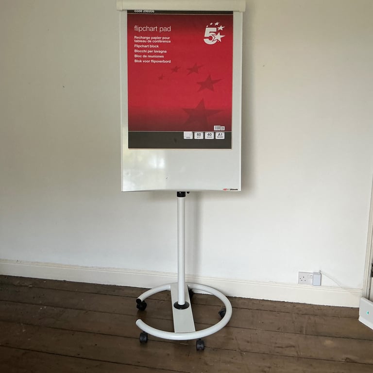 Flip Chart Stand on Wheels 