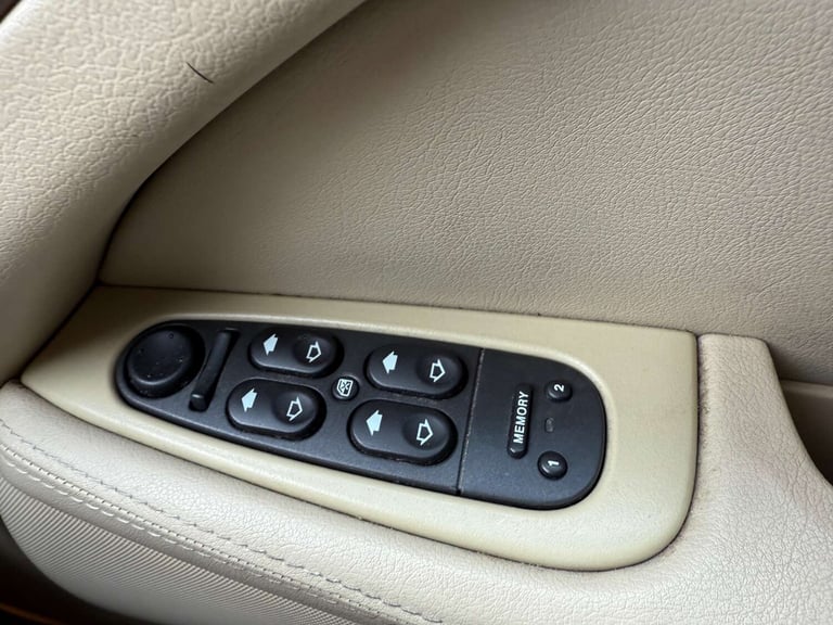 2007 Jaguar S-Type 3.0 S-Type SE V6 Auto 4dr Saloon Petrol Automatic