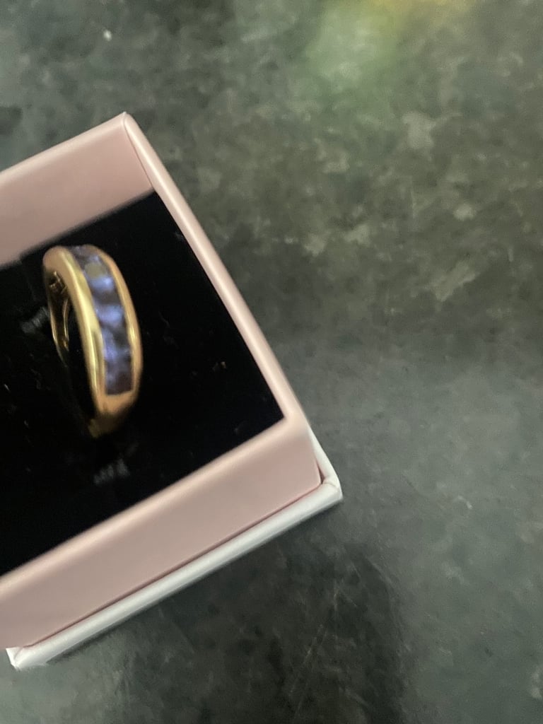 14 k gold ring