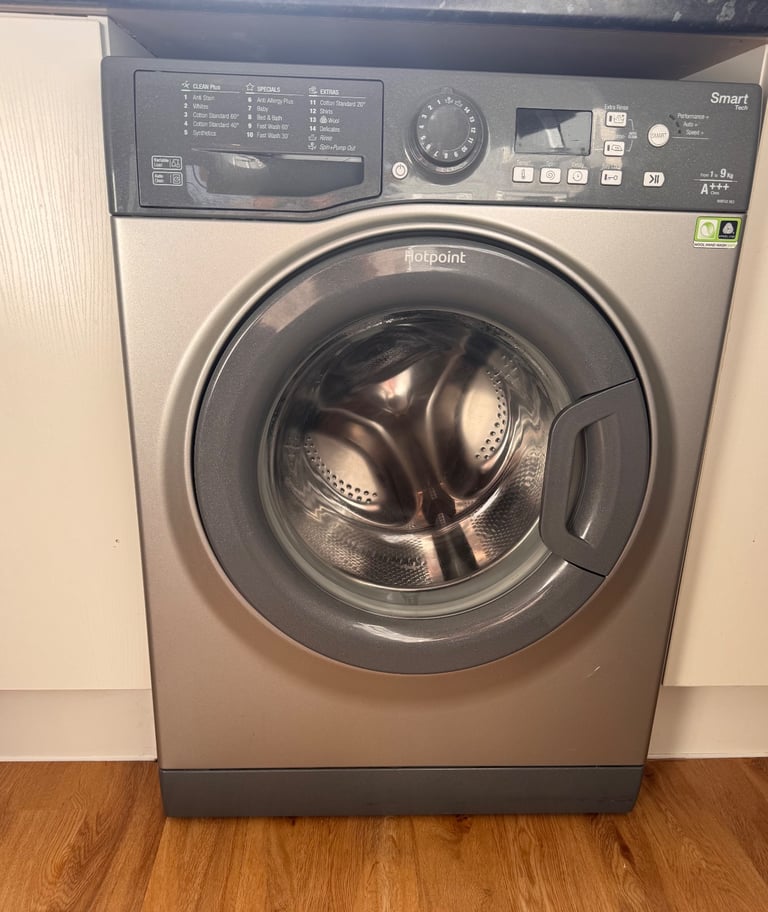 image for Hotpoint washing machine 9kg 