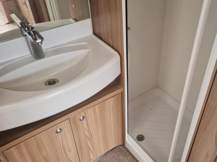 2016 Swift Challenger EVO 480 Used Caravan