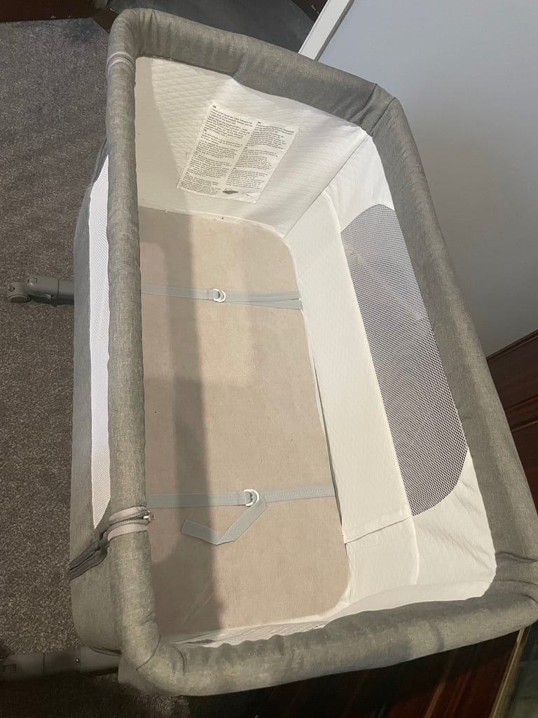 Baby cot 