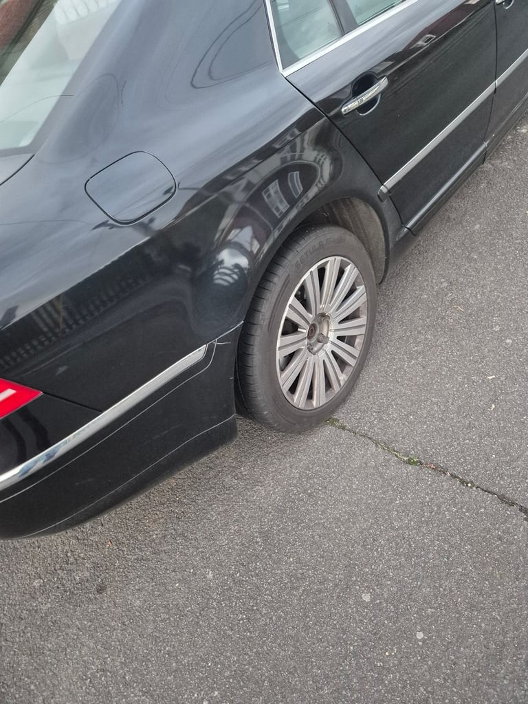 Volkswagen, PHAETON, Saloon, 2012, Semi-Auto, 2967 (cc), 4 doors
