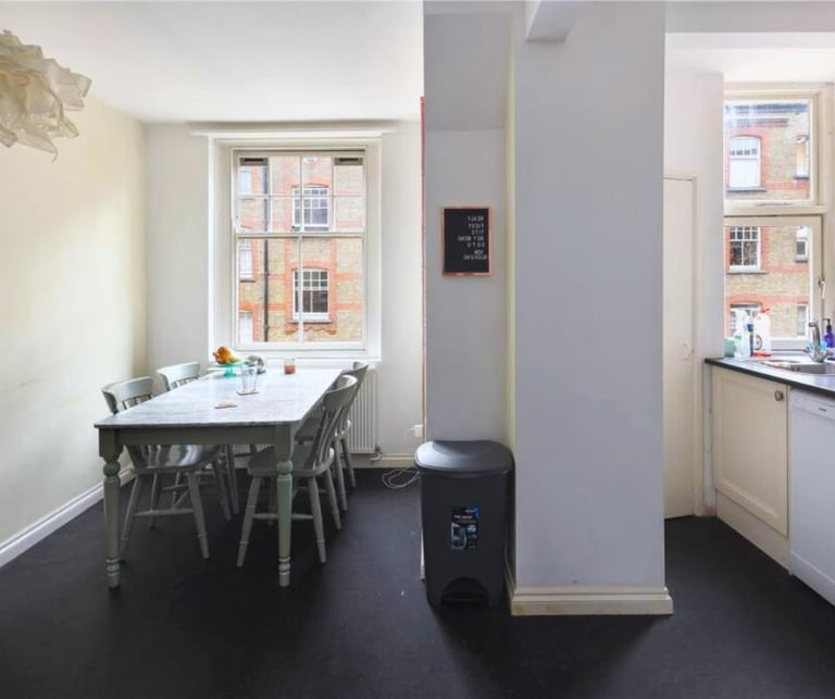 🔥 🌸 Cheap and Modern Double Bedroom in Aldgate !! Available ASAP!! Hurry Up! 