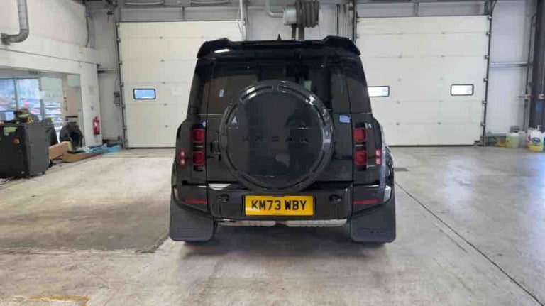 2024 Land Rover Defender 110 3.0 D300 MHEV X-Dynamic SE SUV 5dr Diesel Auto 4WD Euro 6 (s/s) (300...
