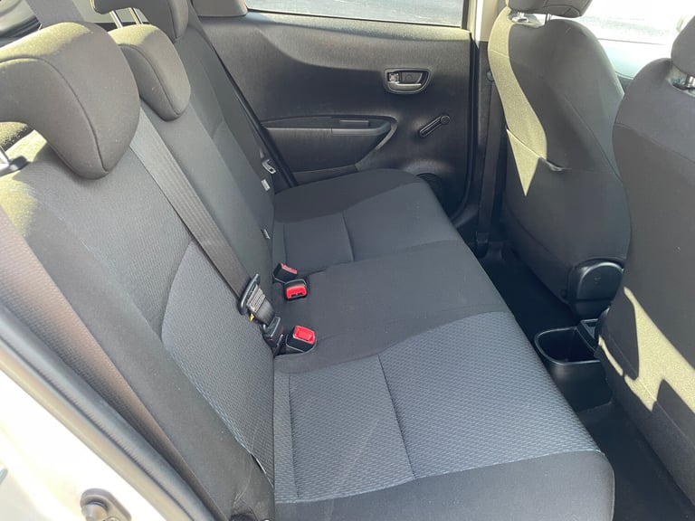 2013 Toyota Yaris DEPOSIT NOW TAKEN  HATCHBACK Petrol/Electric Hybrid Automatic