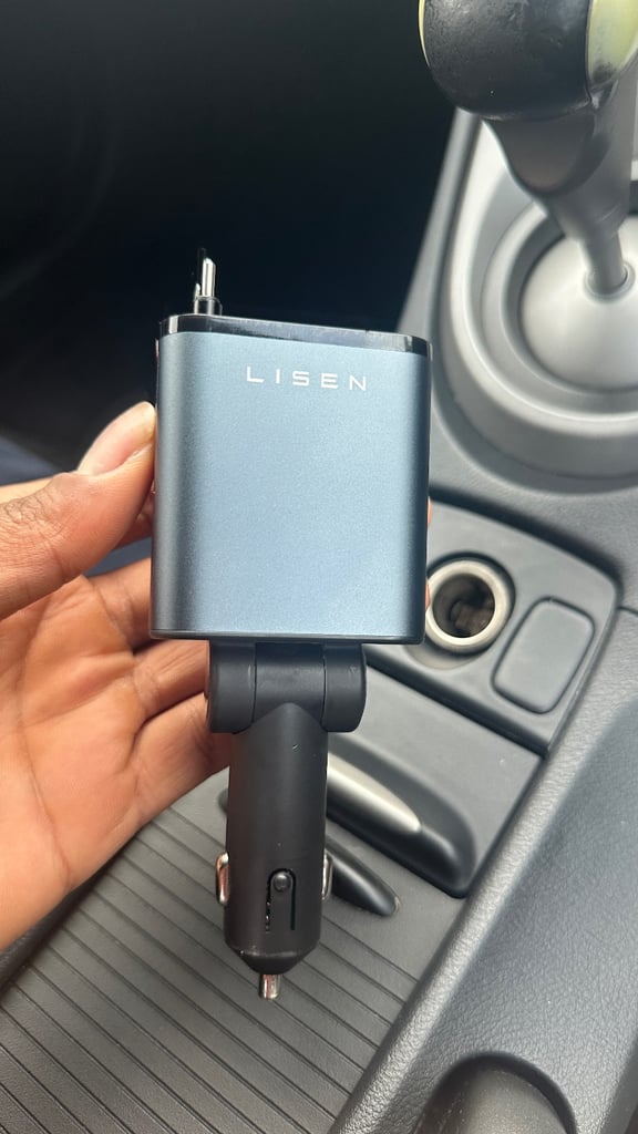 Lisen car retractable phone charger USB C and Lightning cables