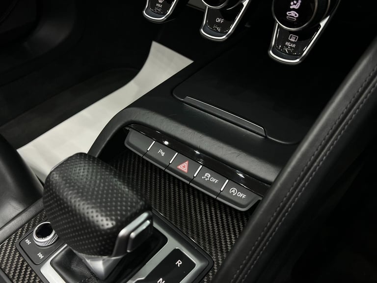  Audi R8 5.2 FSI V10 Spyder S Tronic quattro Euro 6 (s/s) 2dr Petrol Automatic