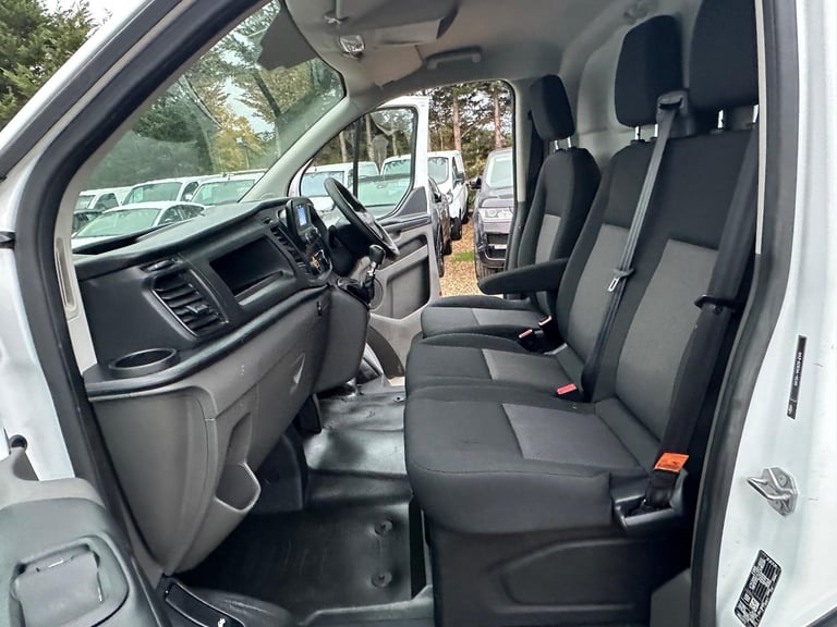 2020 Ford Transit Custom 2.0 300 EcoBlue Leader L1 H1 Euro 6 (s/s) 5dr PANEL VAN Diesel Manual