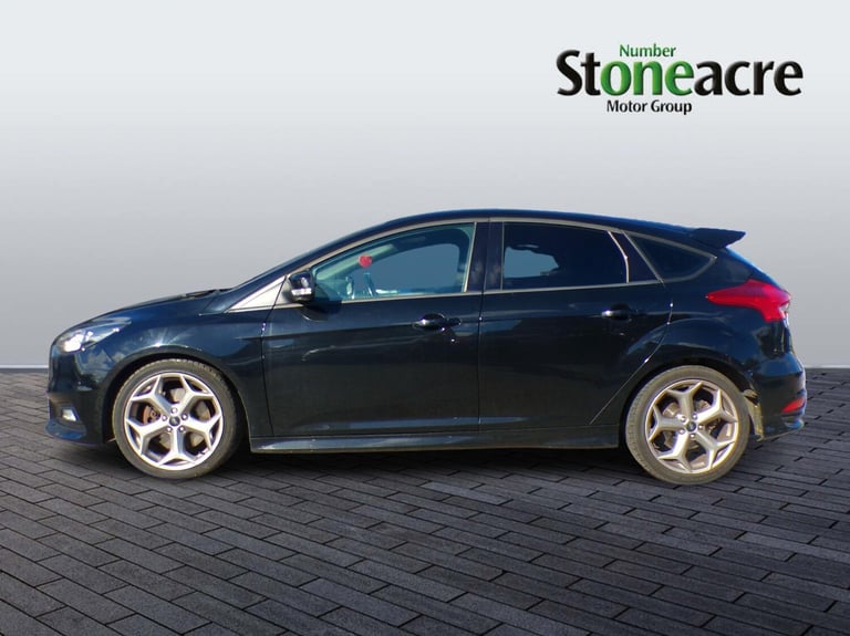 2018 Ford Focus 2.0 TDCi 185 ST-2 Navigation 5dr HATCHBACK DIESEL Manual